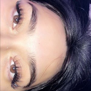 Eyelash.diva is my Instagram (: